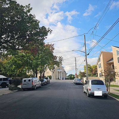 91 N Railroad Ave, Staten Island, NY 10304