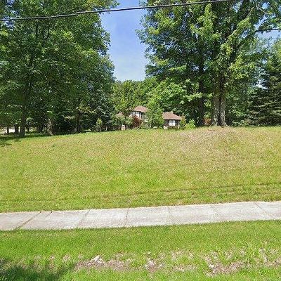 9126 Avery Rd, Broadview Heights, OH 44147