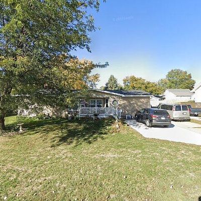 916 N 3 Rd Ave E, Newton, IA 50208