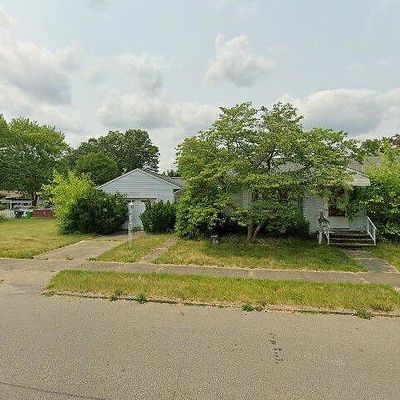 919 E 2 Nd St, Dover, OH 44622