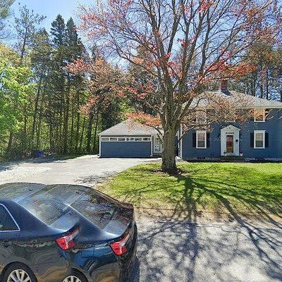 92 Central St, Andover, MA 01810