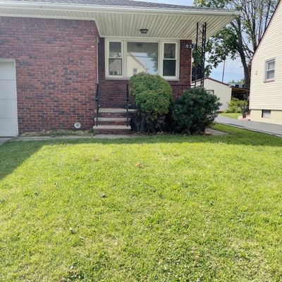 927 Bergen Ave, Linden, NJ 07036