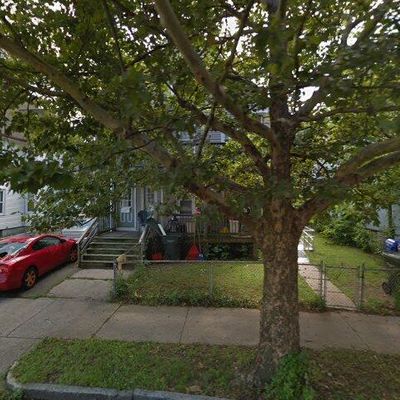 93 Beaumont St, Springfield, MA 01108