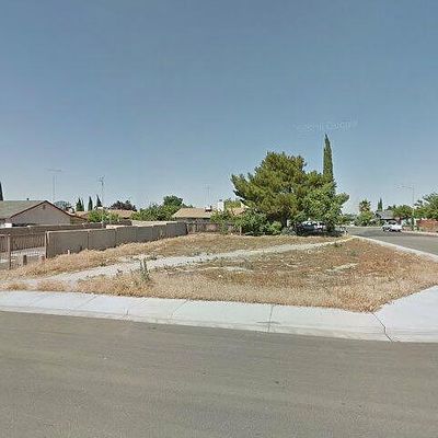 935 Narada Way, Livingston, CA 95334