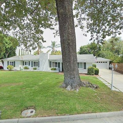 935 W River Ln, Santa Ana, CA 92706