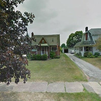 94 Overlook Blvd, Struthers, OH 44471