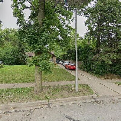 9406 W Mitchell St, Milwaukee, WI 53214