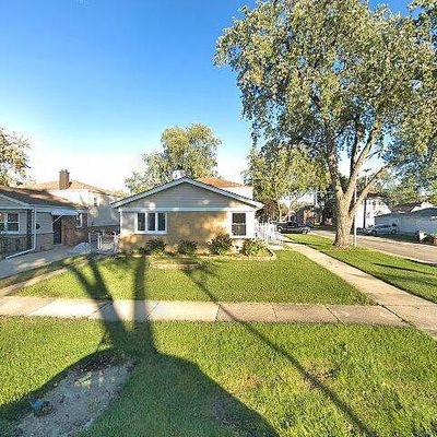 941 23 Rd Ave, Bellwood, IL 60104