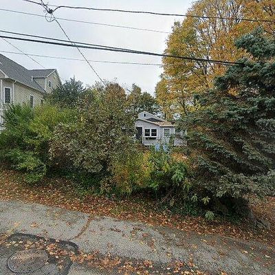 95 Wompatuck Rd, Hingham, MA 02043