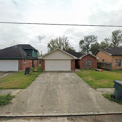 950 Grant St, Beaumont, TX 77701