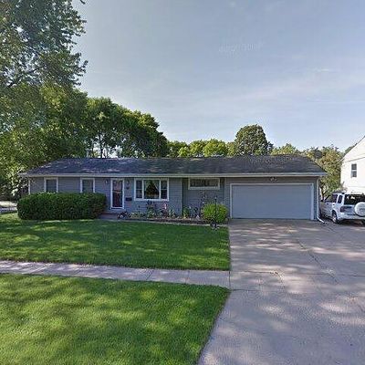 805 W 9 Th Ave, Marion, IA 52302