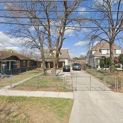 809 W Poplar St, San Antonio, TX 78212