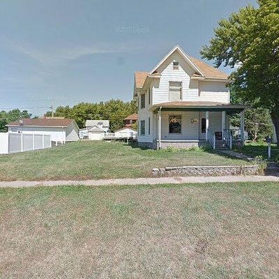 811 12 Th Ave, Fulton, IL 61252