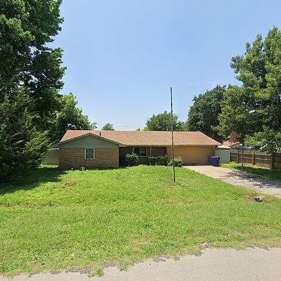 812 W Osage St, Marlow, OK 73055