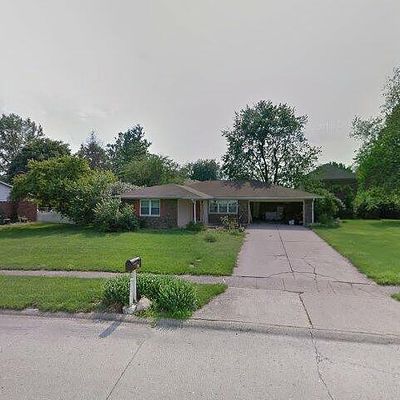8121 Bromley Pl, Indianapolis, IN 46219
