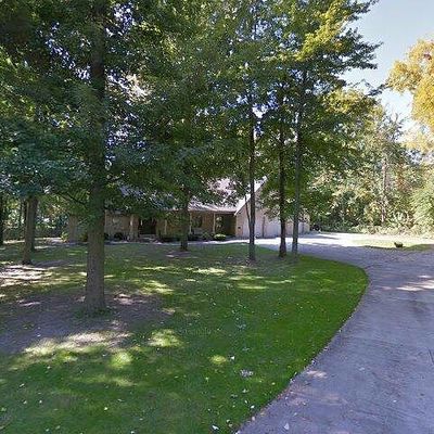 813 Woodland Dr, Wauseon, OH 43567