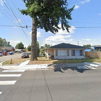 817 Pacific Ave N, Kelso, WA 98626