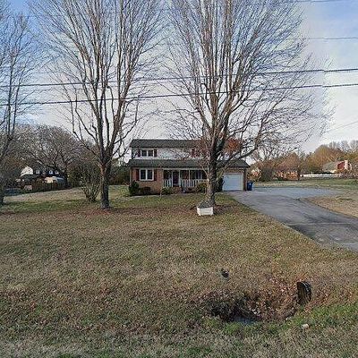 8246 Rocky River Rd, Harrisburg, NC 28075