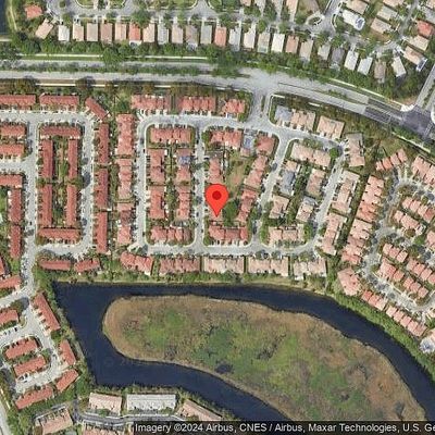 825 Nw 132 Nd Ave, Pembroke Pines, FL 33028