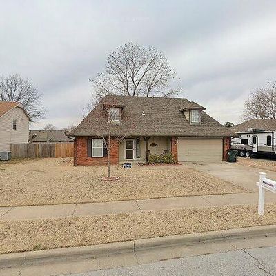 8254 N 128 Th East Ave, Owasso, OK 74055