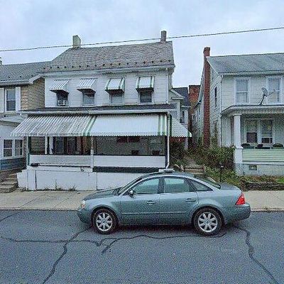 831 Main St, Slatington, PA 18080