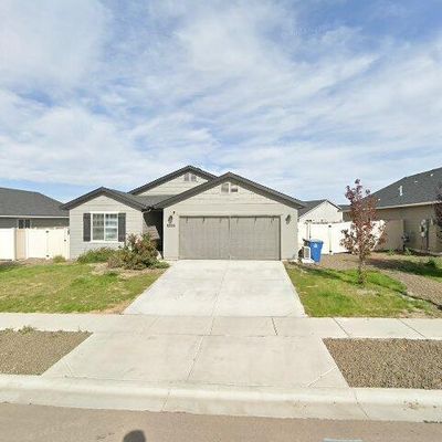 8336 E Dutchman St, Nampa, ID 83687