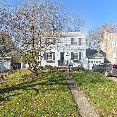 84 Hillcrest Dr, Dumont, NJ 07628