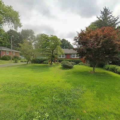 8417 Pennsylvania Run Rd, Louisville, KY 40228