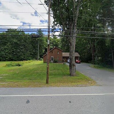 85 Main St, Kingston, NH 03848