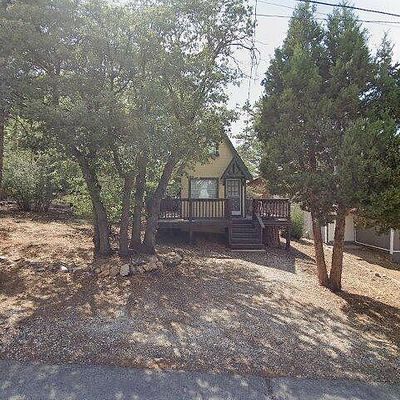 850 Maple Ln, Sugarloaf, CA 92386