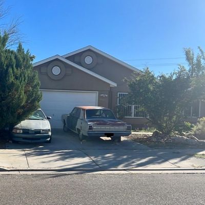 8512 Trotter Rd Sw, Albuquerque, NM 87121