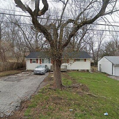 8516 Oldham Rd, Kansas City, MO 64138