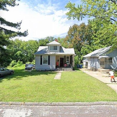 8531 Clifton Ave, Saint Louis, MO 63136