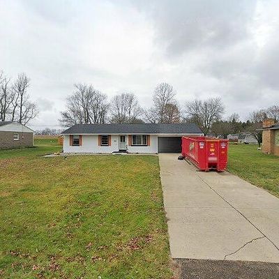 8543 Elmfield St Nw, Canal Fulton, OH 44614