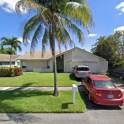 8550 Nw 49 Th St, Lauderhill, FL 33351