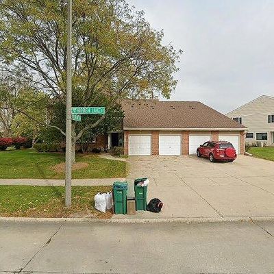 982 Hidden Lake Dr #30, Buffalo Grove, IL 60089