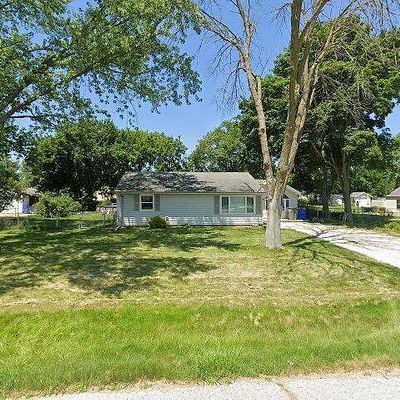 S70 W14464 Belmont Dr, Muskego, WI 53150
