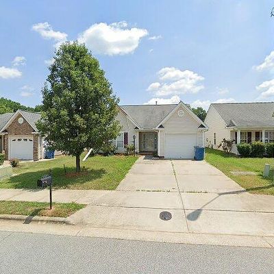 1208 Waterlyn Dr, Greensboro, NC 27405