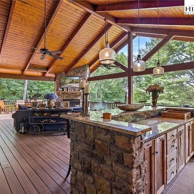 123 Saint Andrews Rd, Beech Mountain, NC 28604