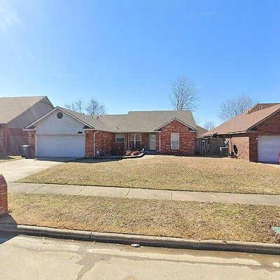 13750 S Poplar St, Glenpool, OK 74033