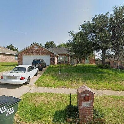 11260 Triple Crown Dr, Flint, TX 75762