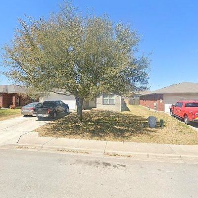 116 Salado Dr, Kyle, TX 78640