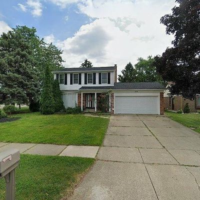 15174 Congress Dr, Sterling Heights, MI 48313