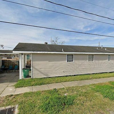 1411 Palfrey St, Gretna, LA 70053