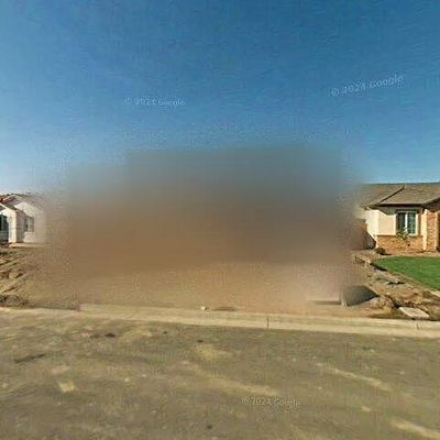 1956 Concord Ave, Tulare, CA 93274