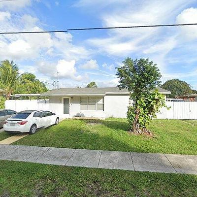 20451 Nw 20 Th Ave, Miami Gardens, FL 33056