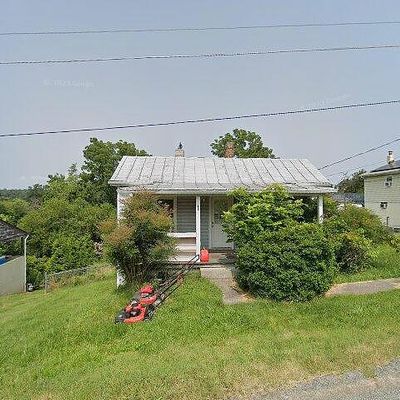 208 Myrtle St, Staunton, VA 24401