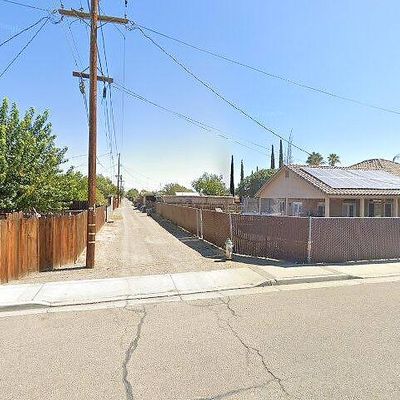 209 E Monterey St, Avenal, CA 93204