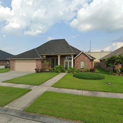 209 Lansdown Dr, Houma, LA 70360