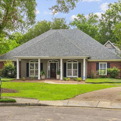 210 Hillside St, Ridgeland, MS 39157